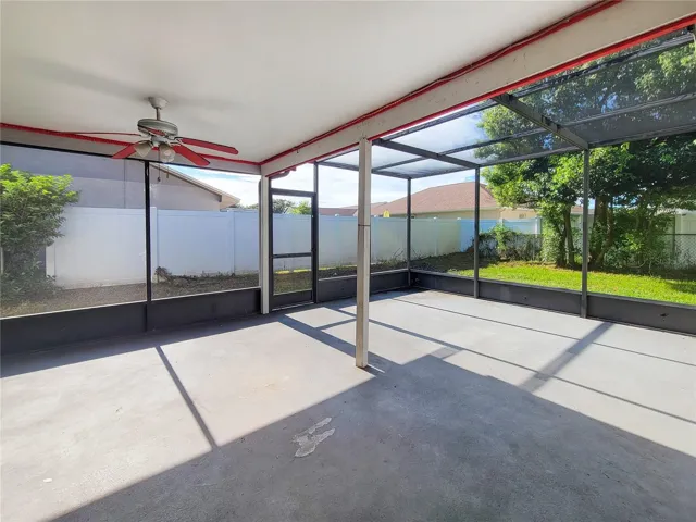 Vacant Lanai