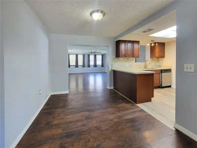 Vacant Dining