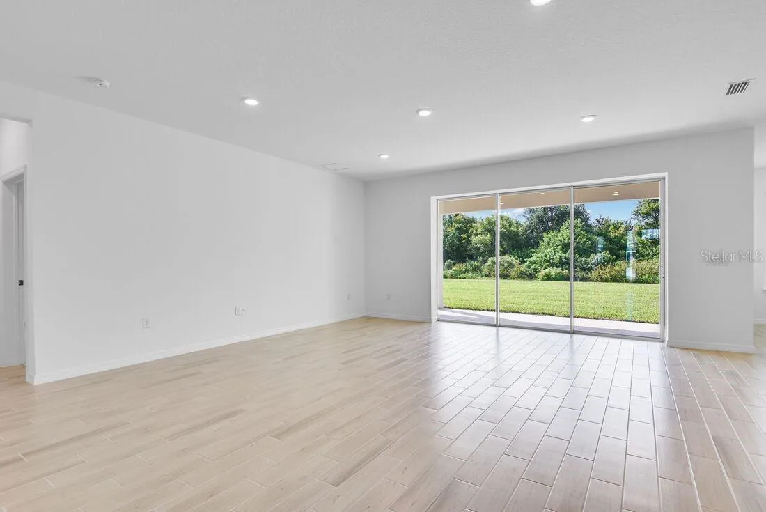 846 Junonia Boulevard - Ready Now!