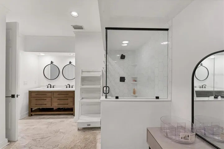 gorgeous master bathroom