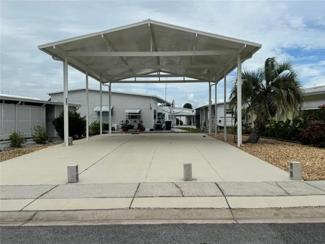 Covered RV site Entrance