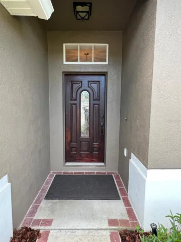 COVERED FRONT DOOR