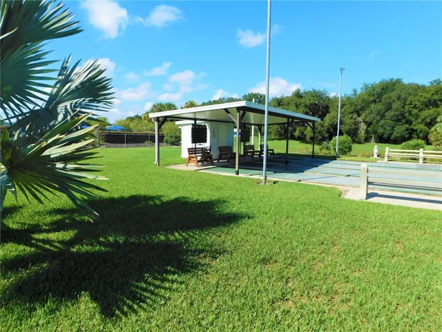 Community shuffle area.