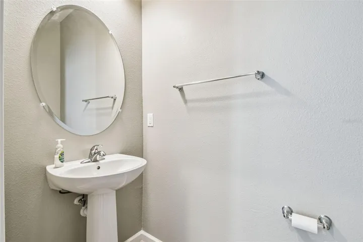1/2 Bath, 1st floor