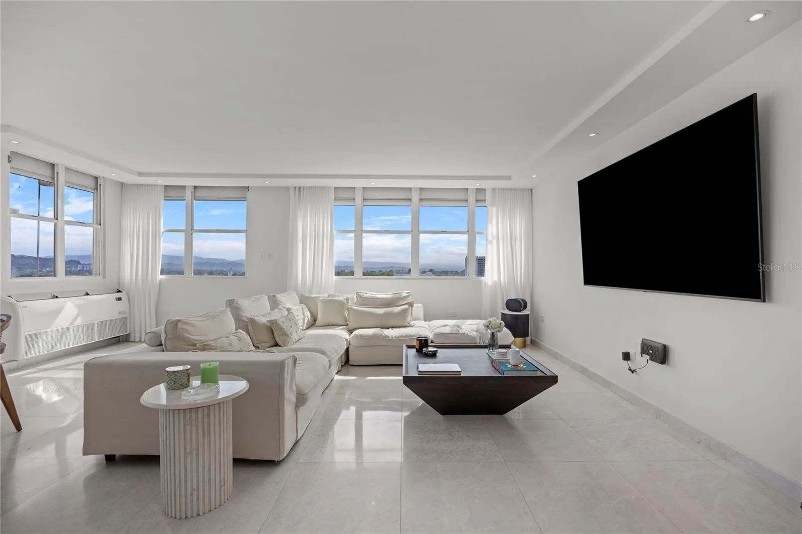 Living Area Living Area