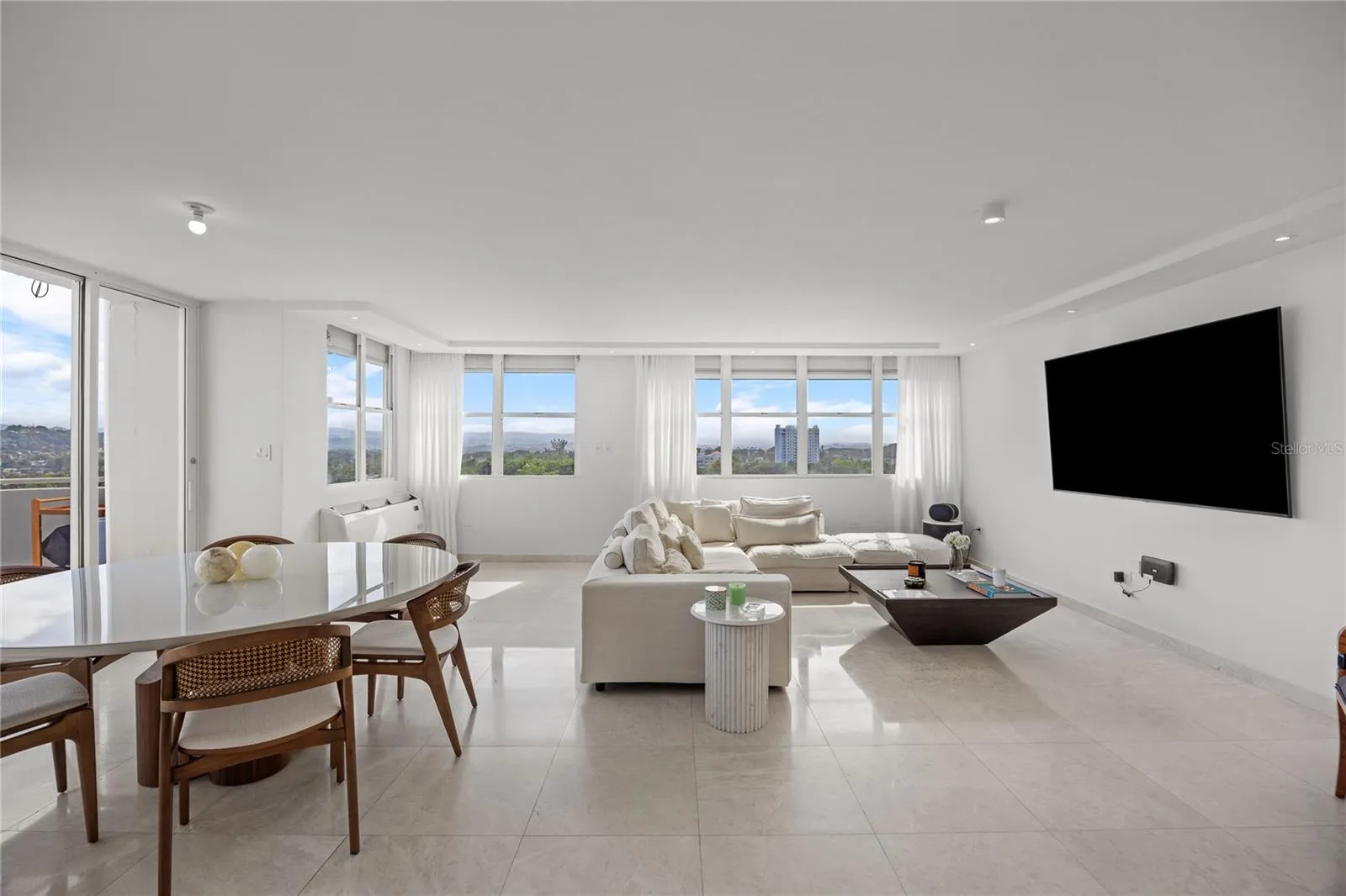 Living Area Living Area
