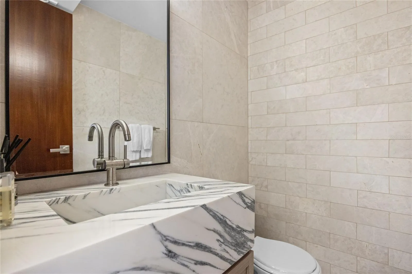 Powder Room Powder Room