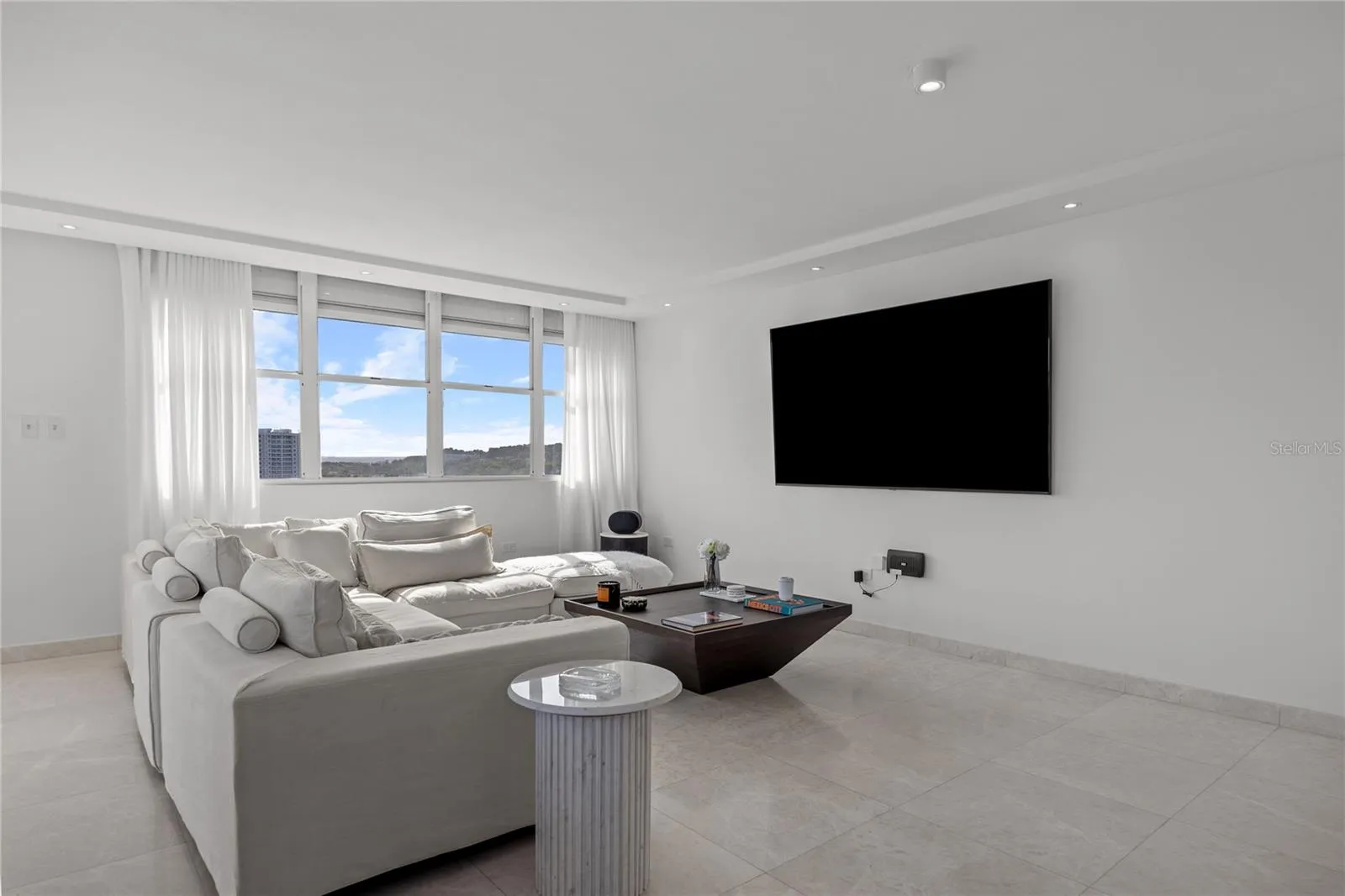 Living Area Living Area