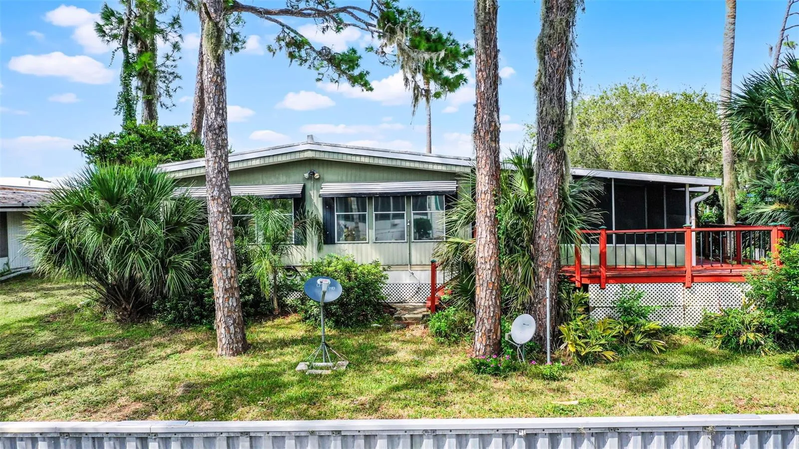 Canal View of 192 Palm Meadows