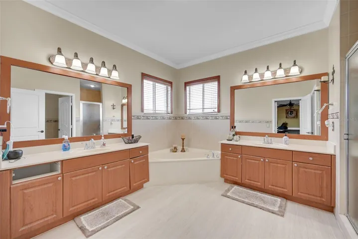 Master Suite Bathroom Upstairs