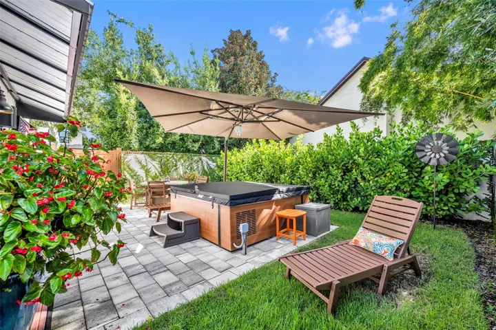 The Private yard features a hot/cold tub combo which will be a great place to relax and unwind