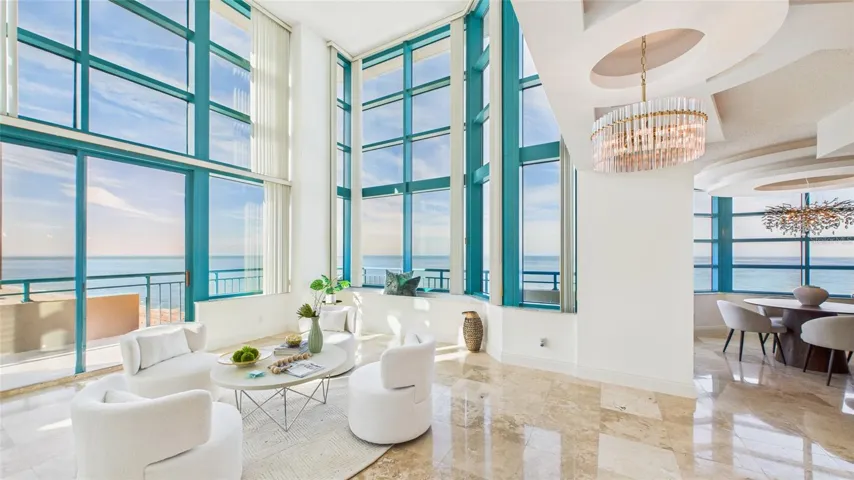 Soaring Ceiling and Wall of Windows across the 19th and 20th Floor