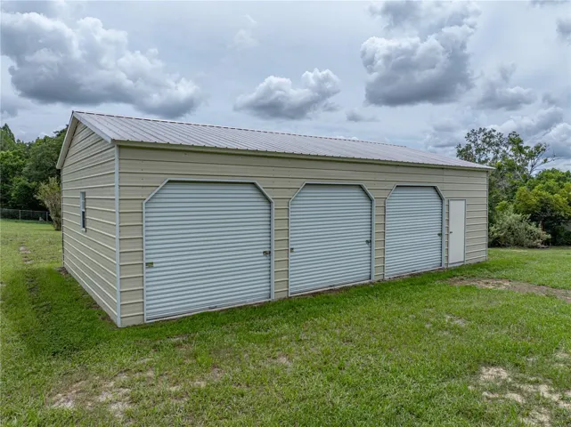 Garage workshop