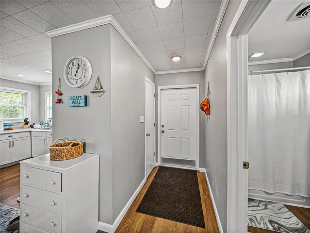 Upstairs Studio Apt. entrance
