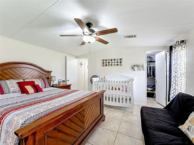 OWNERS ROOM