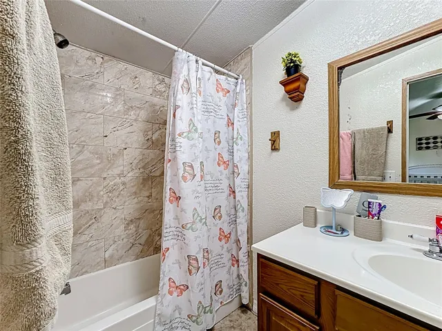 OWNERS BATH