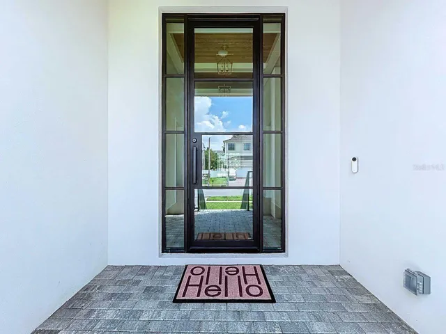 Front porch/door