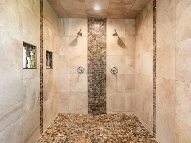 Double Shower Heads in Primary Shower
