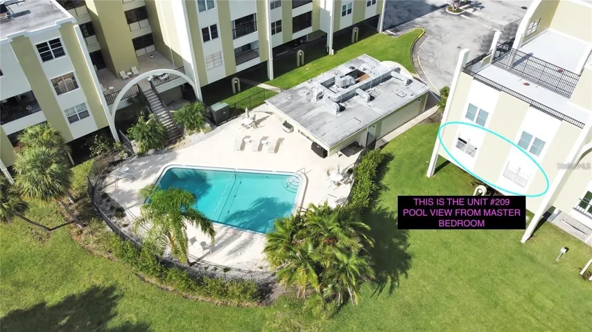 Welcome home to your turn-key, no carpet, new flooring pool view 2/2 condo at Racquet Club! Apply today.