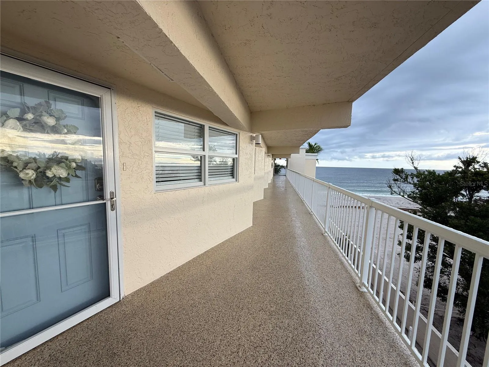 ENTRANCE TO METICULOUS CONDO WITH AMAZING VIEWS OF THE GULF AND INTERCOASTAL WATERWAY