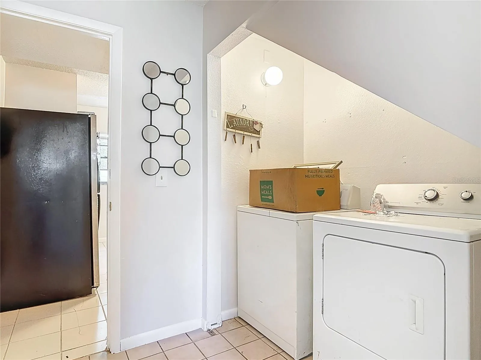 Interior laundry room