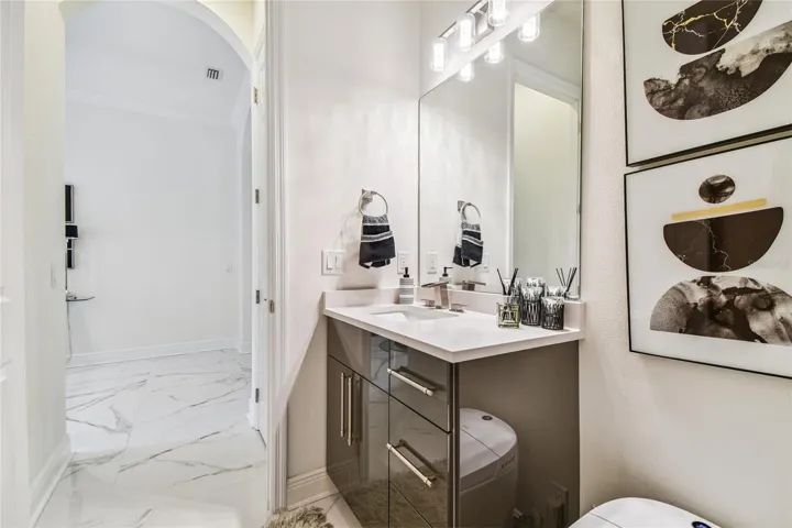 Upgraded vanity, countertop, fixtures