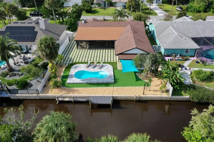 Your seaside oasis awaits!
