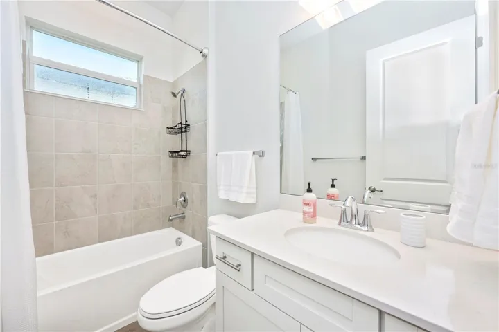 2nd bathroom