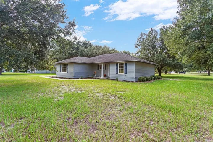 Picture perfect setting with so much space and privacy to enjoy!