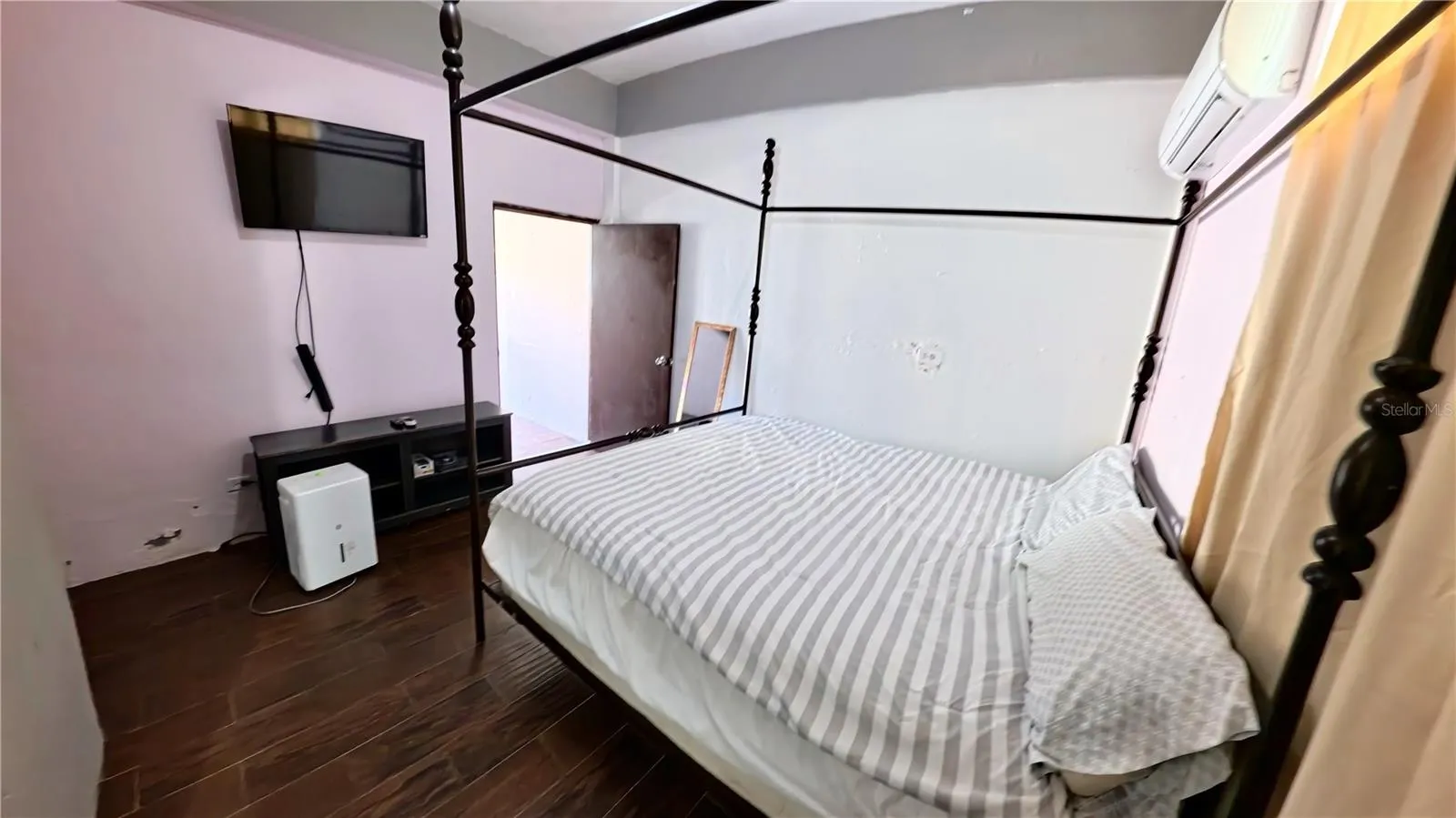 Third Unit - 1 bed