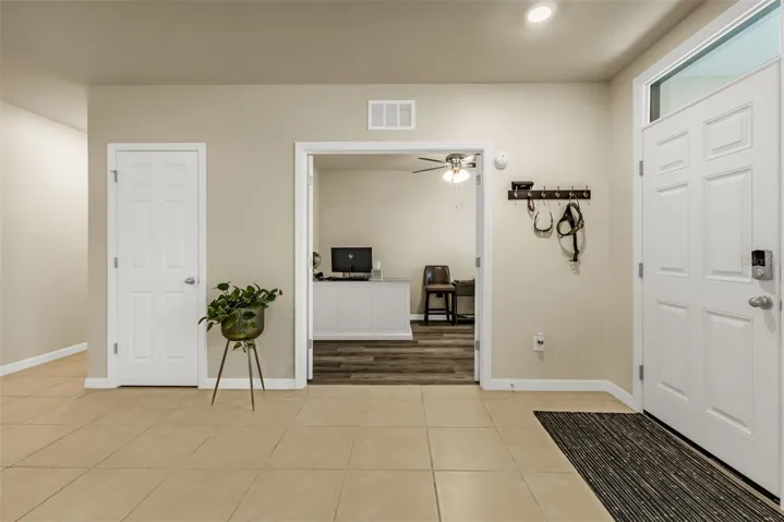 Office/ Den