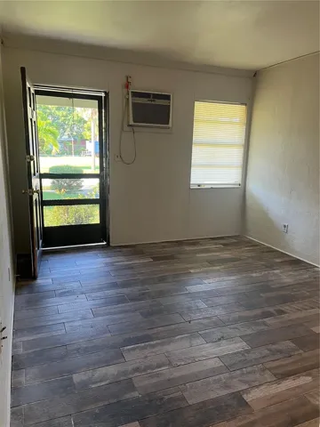 APT living room