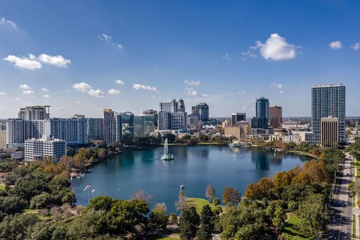 Lake Eola Park