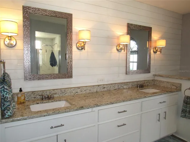 Primary bath