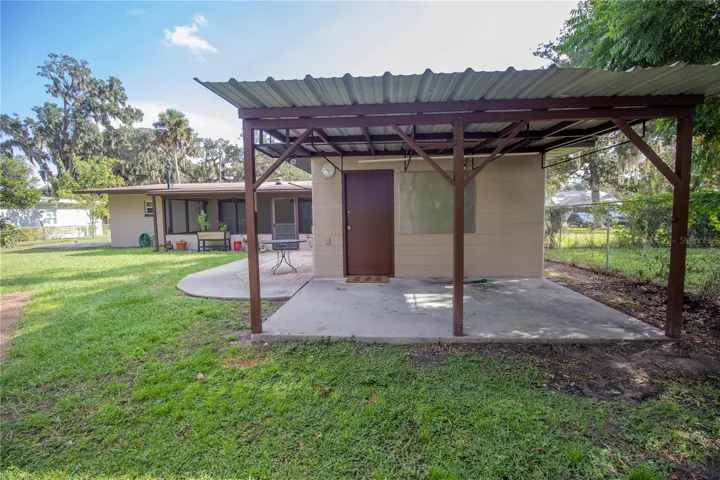 Private entrance to the work room.