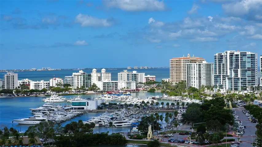 You’ll never tire of the views—where the shoreline meets the vibrant urban lifestyle. Enjoy serene natural beauty by day and spectacular sunset shows each evening