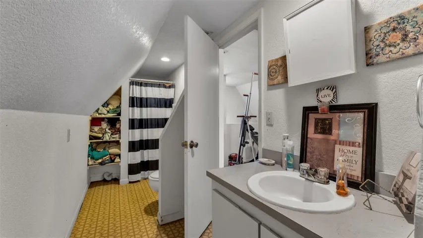 Upstairs bathroom in A-frame cottage