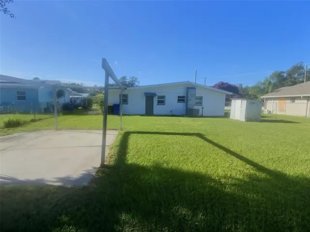 Backyard/Carport.