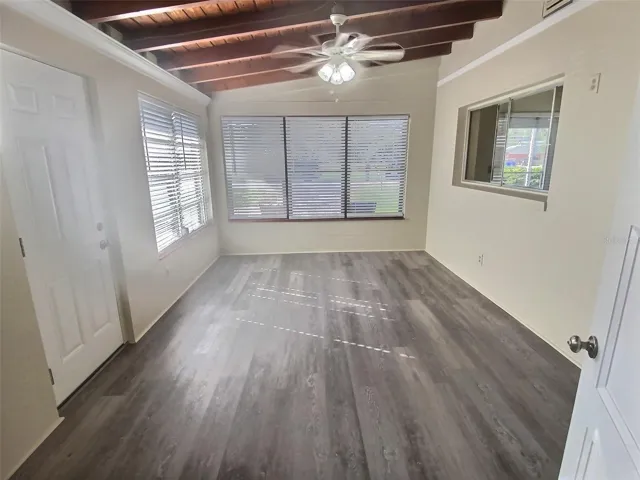 Bonus room.