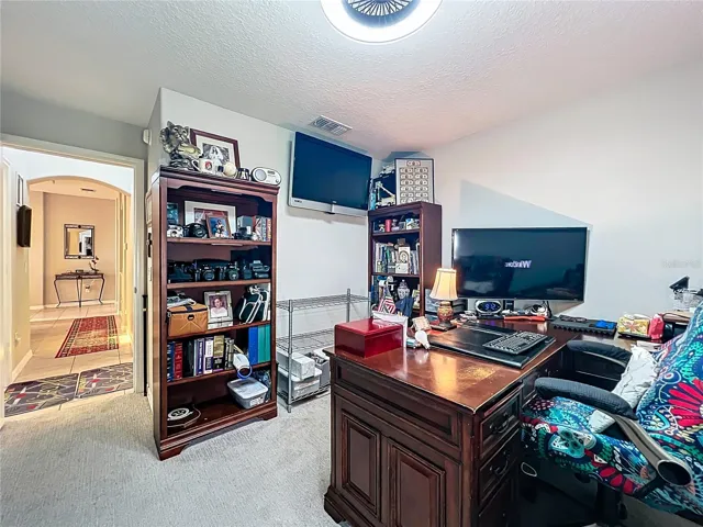 Den/Bedroom