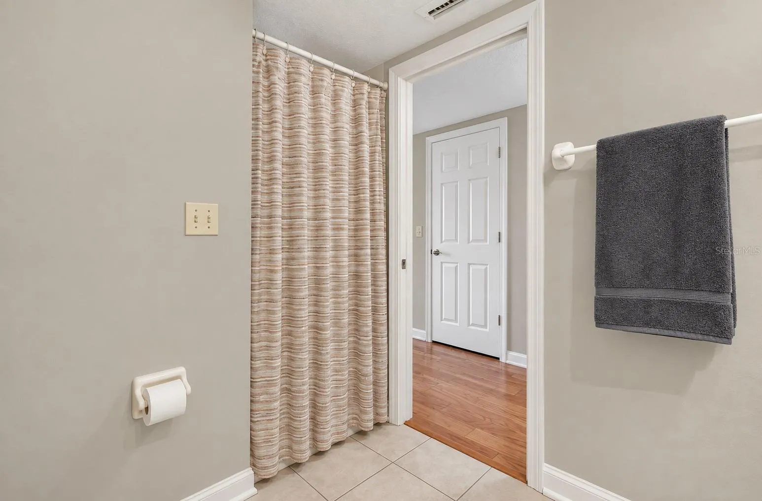 Oversized primary shower