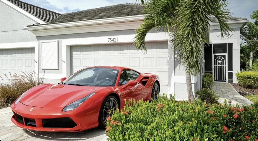 Park you Ferrari. Ferrai not included but all are welcome