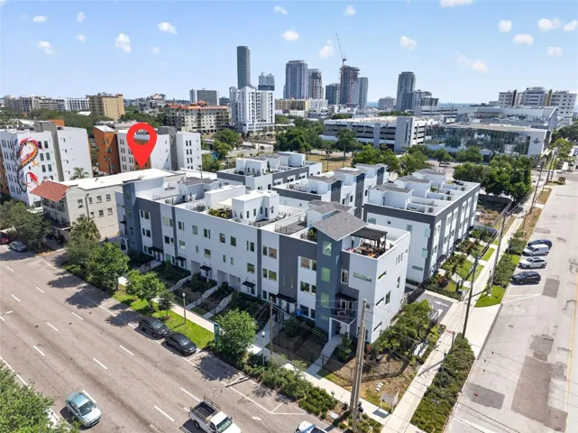Amazing location on the urban edge of Downtown St Petersburg