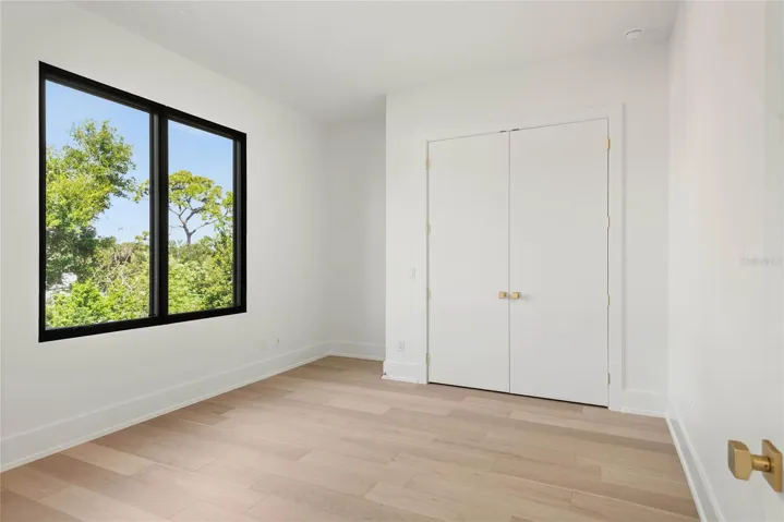 Bedroom 4 Suite