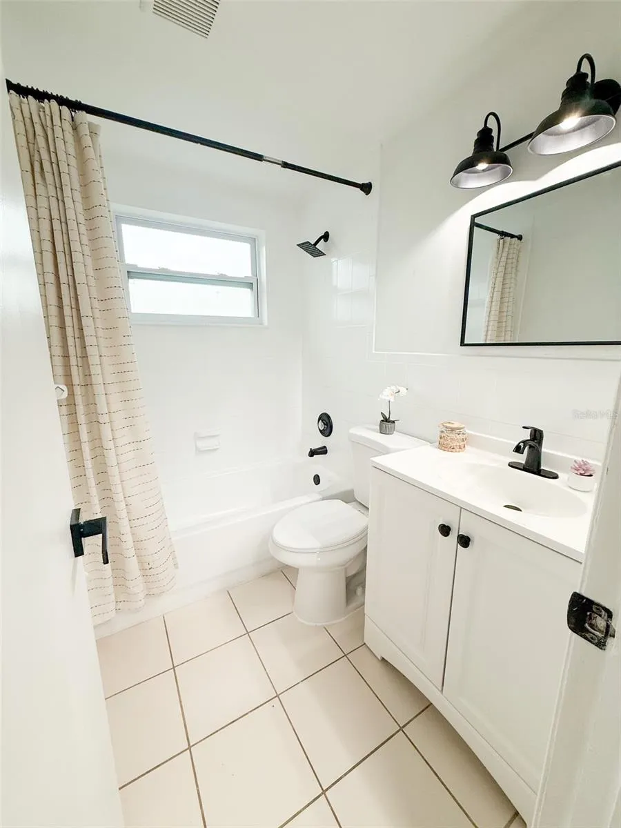 Common Bathroom