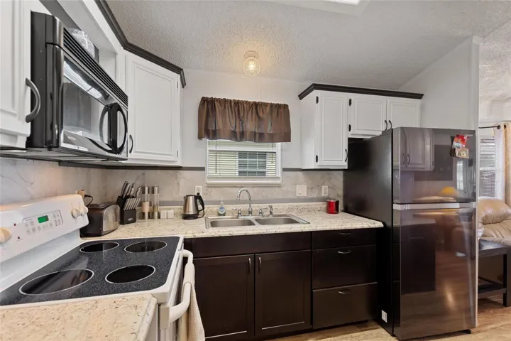 Enjoy cooking here!