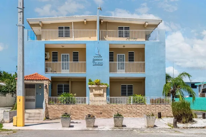 EL VELERO # 303 BOQUERON - FOR SALE
