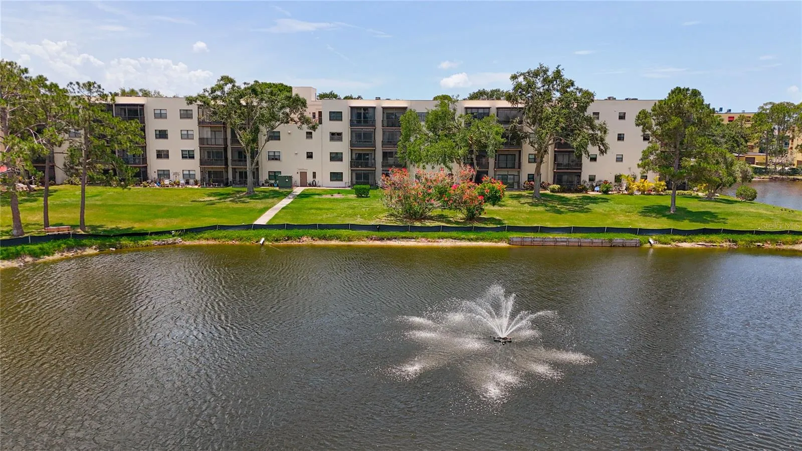 Awesome water views from screened in terrace, 6 pools and spa, activities and more