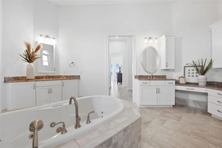 South Wing - Primary Suite Bath - Dual Vanity