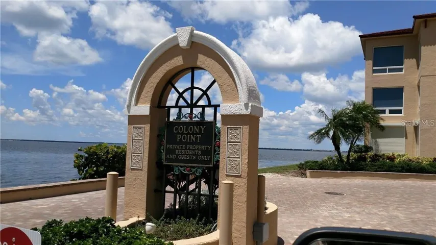 Entrance onto Colony Point. Full peninsular views of Charlotte Harbor.